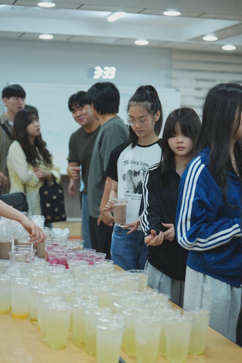 중고등부의 섬김-77